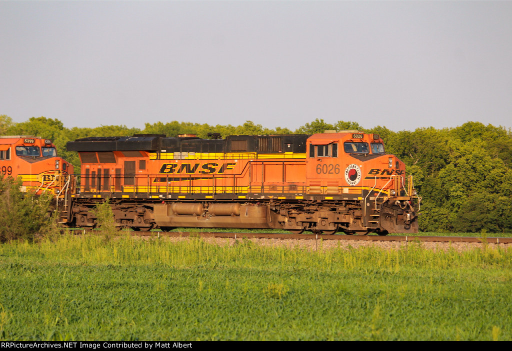 BNSF 6026, the Northern Pacific sticker unit